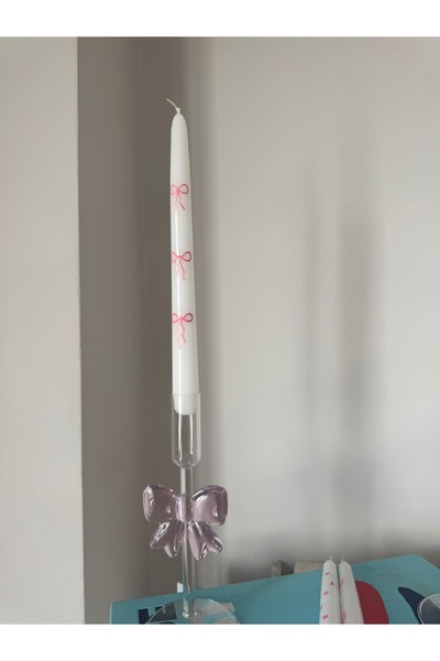 DEKORANLA Pembe Fiyonk Kurdele Desenli El Boyama Şamdan Mum, şık ve zarif dek...