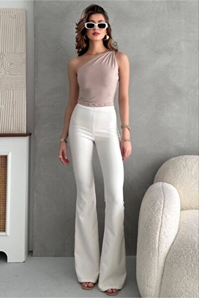 NOLYA MODA Omuzdan Toplamalı Beyaz Crop Top