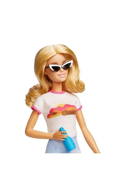 Barbie Barbie doll, On vacation, with 10 accessories