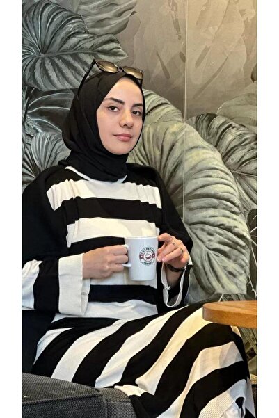 Touche Çizgili Oversize Triko Elbise