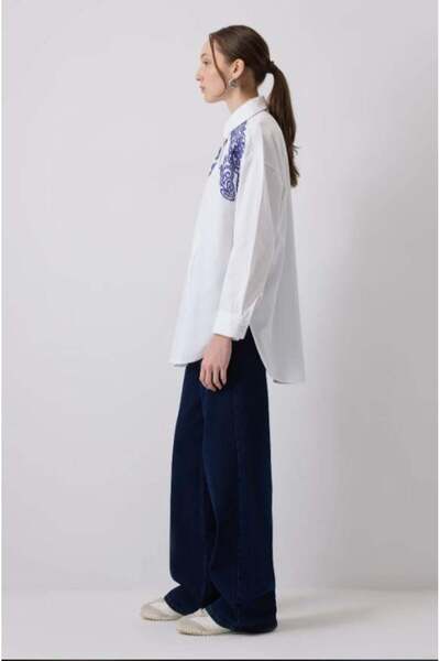 Touche Önü Nakışlı Oversize Gömlek Ekru