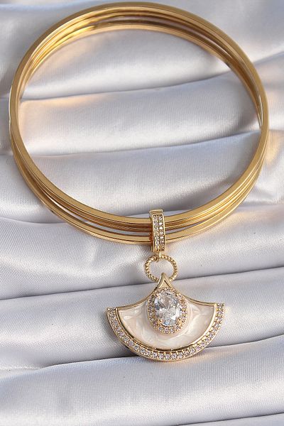Clariss Brass Gold Color Zircon Stone Detailed White Enamel Ajda Charm