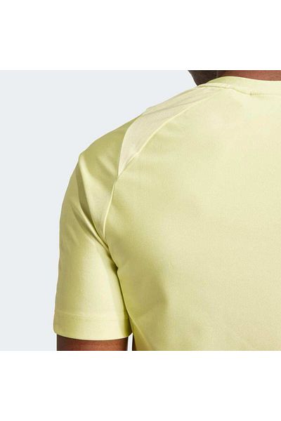adidas Supernova Tee.
