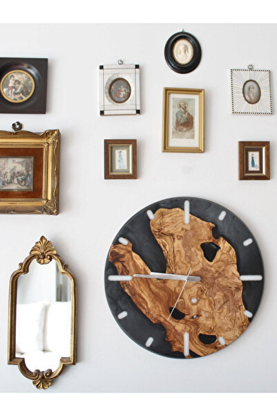 WoodUp Studio ساعة حائط مميزة – أسود