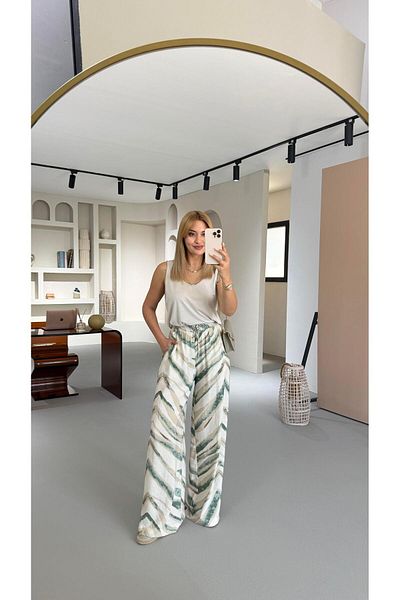 Sezgi Tekin Patterned Viscose Loose Trousers with Elastic Waist