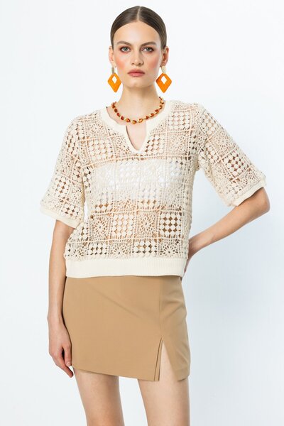 ON Δαντελένια μπλούζα Hakim με κρεμ χρώμα 56537