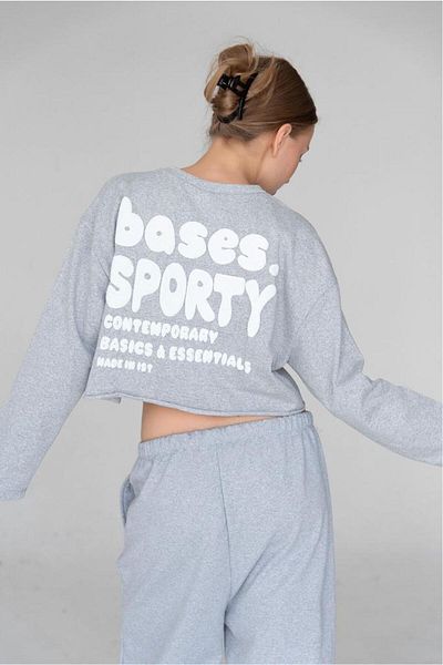 bases. Women's Crew Neck Crop Puff Printed Long Sleeve Sweatshirt
