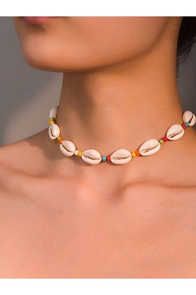 Stoneday Seashell Colored Sand Bead Detailed Summer String Necklace