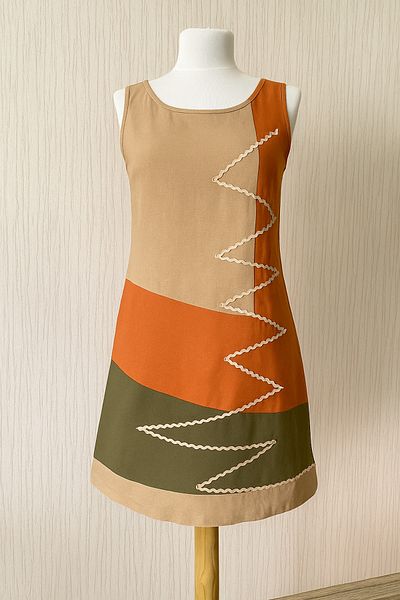 Petek Collection Beige Linen Dress with Zigzag Pattern (Size in Description)