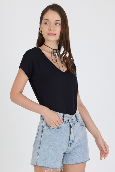 Rodi Front Back V-Neck Black Women's T-Shirt 0003