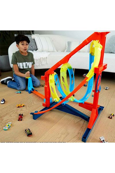 mattel Set de jucării Hot Wheels Track Builder, Corkscrew Twist