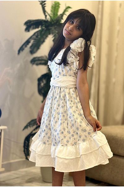 LULEA FASHION Girls' dress features an elegant and soft design with a touch of luxury