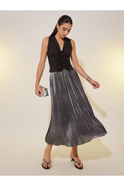 Styli Solid Elasticated Waistband Pleated Maxi Skirt