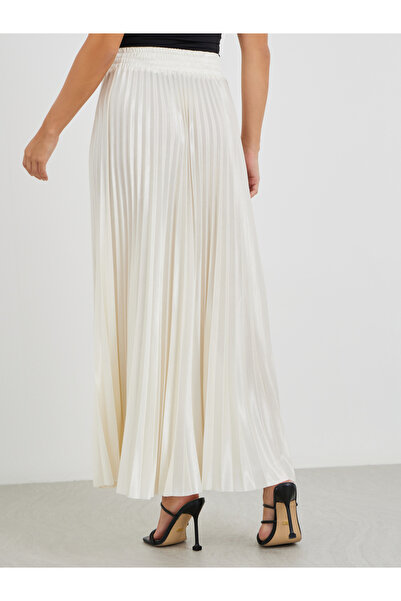 Styli Pleated Elasticated Waistband Maxi Skirt