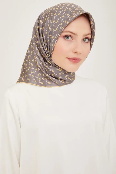 Belli Seria Nostalgia – Eșarfă din mătase cu țesătură twill 4001D