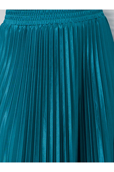 Styli Pleated Elasticated Waistband A-Line Maxi Skirt