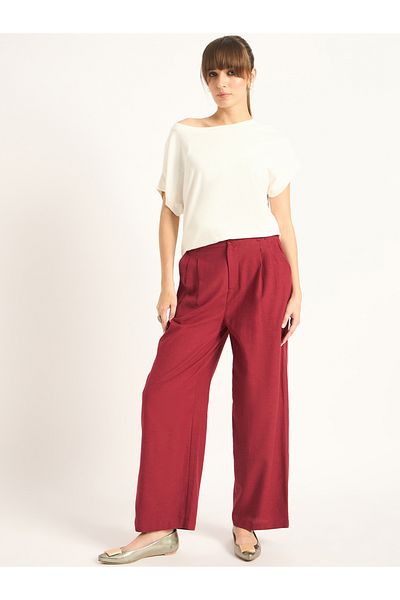 Femmella By Styli Solid Dual Button Detail Pleated Straight Pants