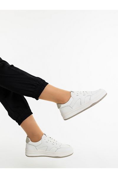 Kalapod Women's white sports shoes made of natural leather Sabrela