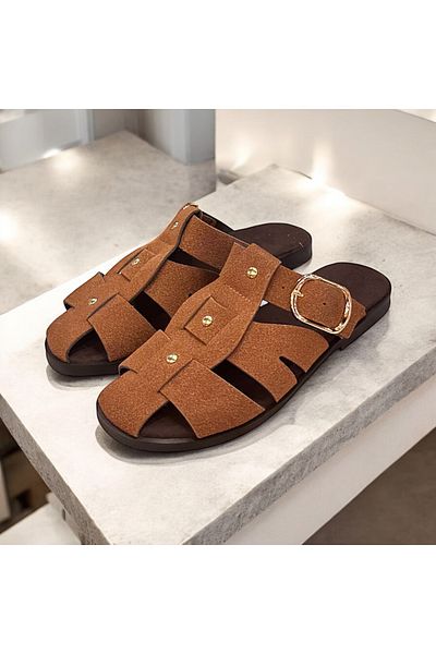 runa shoes Suede Closed Front Slippers