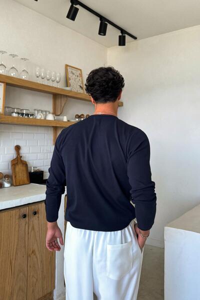 Flaw Wear Navy Blue Buttoned Long Sleeve T-Shirt