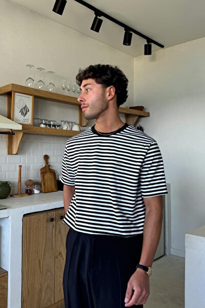 Flaw Wear Μπλουζάκι με ρίγες με κέντημα ανθρώπινο χέρι Μαύρο