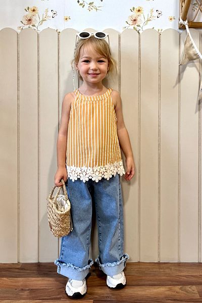 miabambim Girls' Jeans with Leg Detail