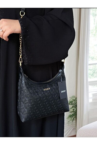 Dkny شنطة دكني حلوة وانيقة بحجم متوسط