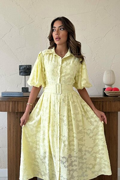 BALMIOR EQURI فستان أصفر بحزام وأكمام بالونية