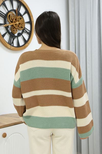 ALCHON Round Neck Long Sleeve Comfortable Loose Cut Three Color Striped Basic Plain Winter Knitwear Sweater