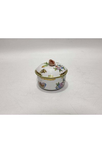 HEREND 662 Queen Victoria Vbo Hand Painting Porcelain Sugar Bowl