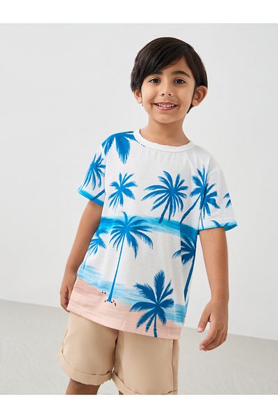 Styli Graphic Print Round Neck T-Shirt and Shorts Set