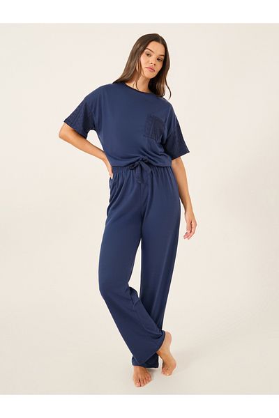 Styli Schiffli Sleeve Round Neck T-Shirt and Pyjama Set