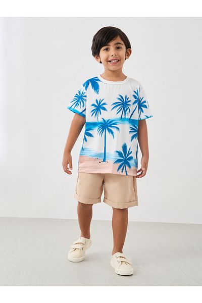 Styli Graphic Print Round Neck T-Shirt and Shorts Set