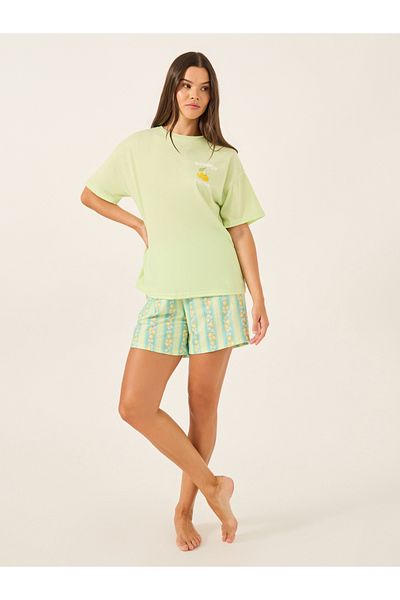 Styli Graphic Print Round Neck T-Shirt and Shorts Pyjama Set
