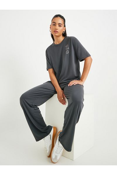 Styli Graphic Print Short Sleeve T-Shirt and Wide Leg Joggers Co-Ords