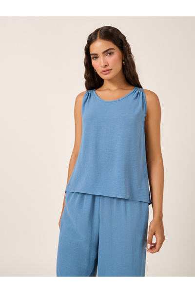 Styli Solid Lace Insert Sleeveless Top and Wide Leg Pants Co-Ords
