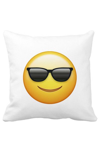 BEKZ Square Pillowcase Emoji Girl With Glasses, 40x40 Cm, White, Matte