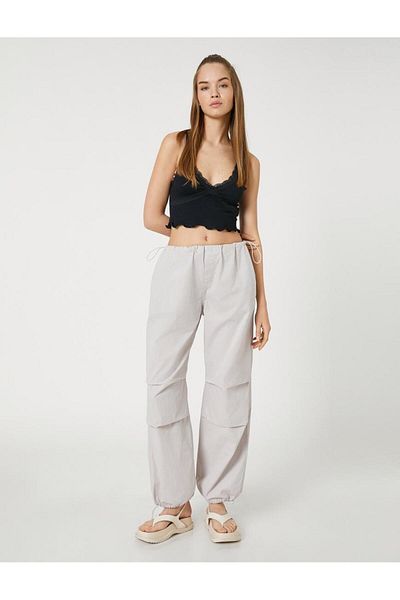 shiny date Ribbed Lace V-Neck Strap Crop Tank Top