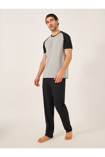 Styli Colorblock Raglan Sleeve T-Shirt and Pyjama Set