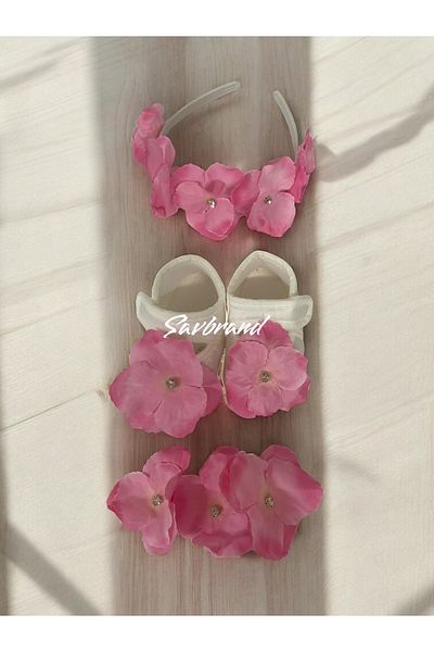 SavBrand Hydrangea Maternity Mother's Crown Bandana and Baby Booties