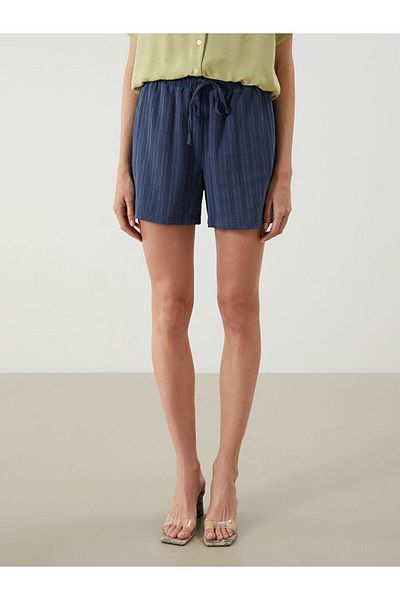 LC Waikiki Textured Women's Shorts with Elastic Waist