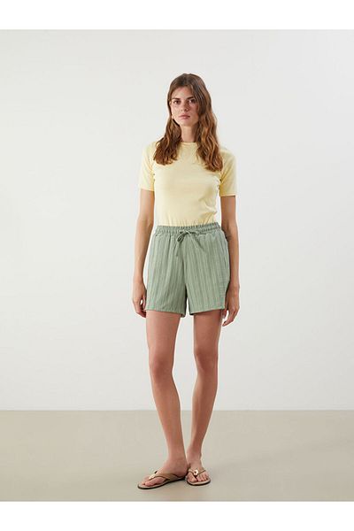 LC Waikiki Green Textured Women's Shorts with Elastic Waist