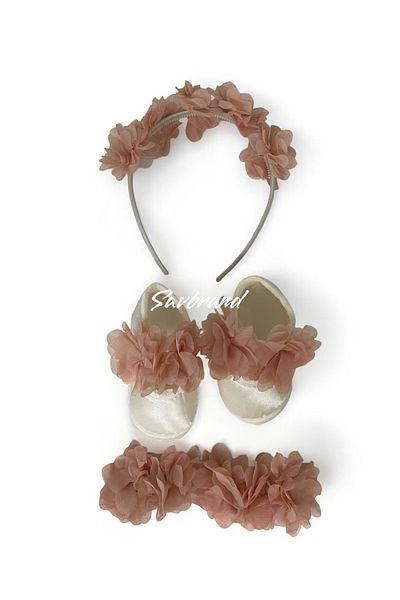 SavBrand Laser Floral Maternity Mother's Crown Bandana and Baby Booties