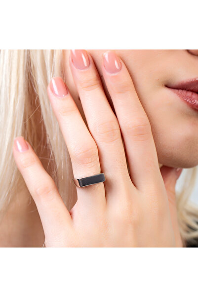 Tesbihane Modern Tasarım Gümüş Renk Ayarlanabilir Ölçü İsme Özel Harf Yazılı 925 Ayar Gümüş Kadın Tektaş Yüzük