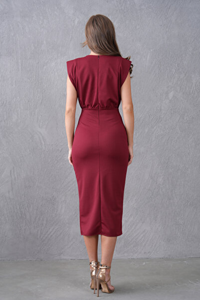bayansepeti Burgundy Degaje Collar Slit and Accessory Design Draped Sleeveless Midi Dress 77130