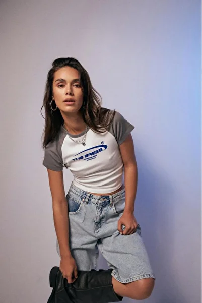 bases. Printed Raglan Sleeve Crop T-Shirt