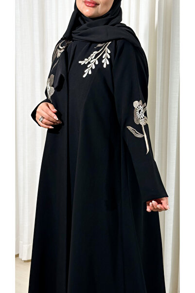 Elegant Embroidered ceramic fabric abaya