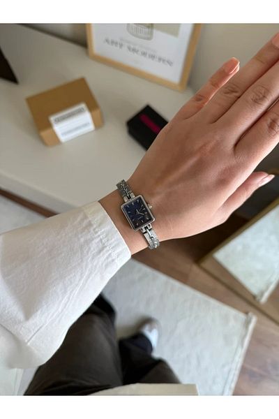 RoseandRoses Celvora Design Cord Women Wrist Watch Silver (Navy Blue Dial)