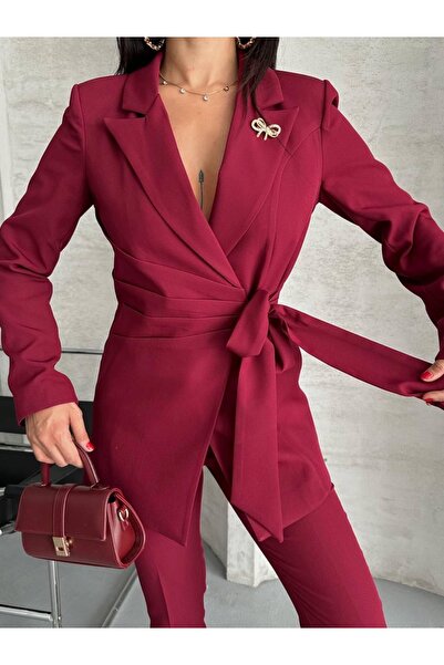 Ekim Store Σετ διπλό μπλέιζερ με κέντημα στο γιακά και ζώνη