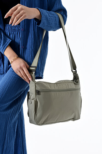 yuzuco Ультралегка водонепроникна сумка через плече з безліччю кишень (Модель: 571-13-9J)